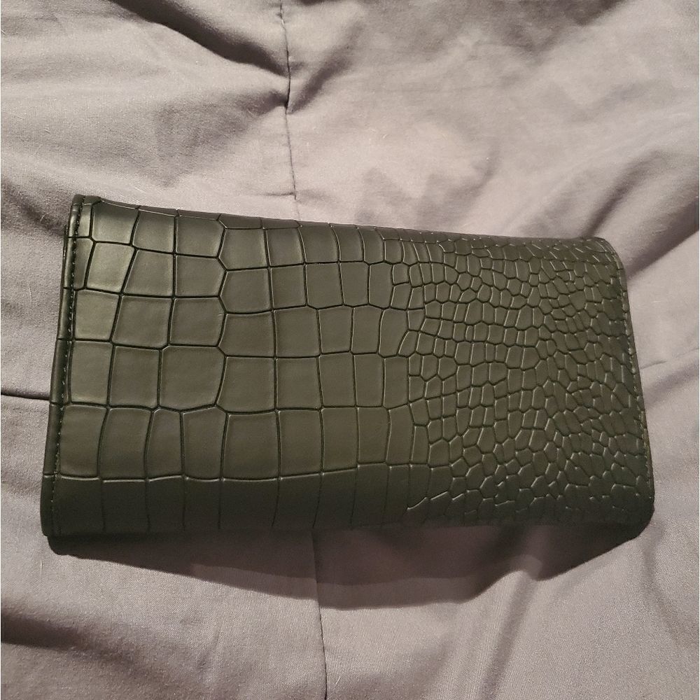Tri Fold Wallet - Picture 9 of 12